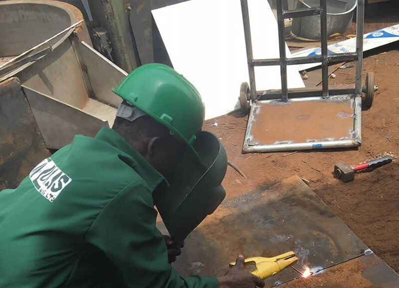 machine-fabrication-niji-lukas